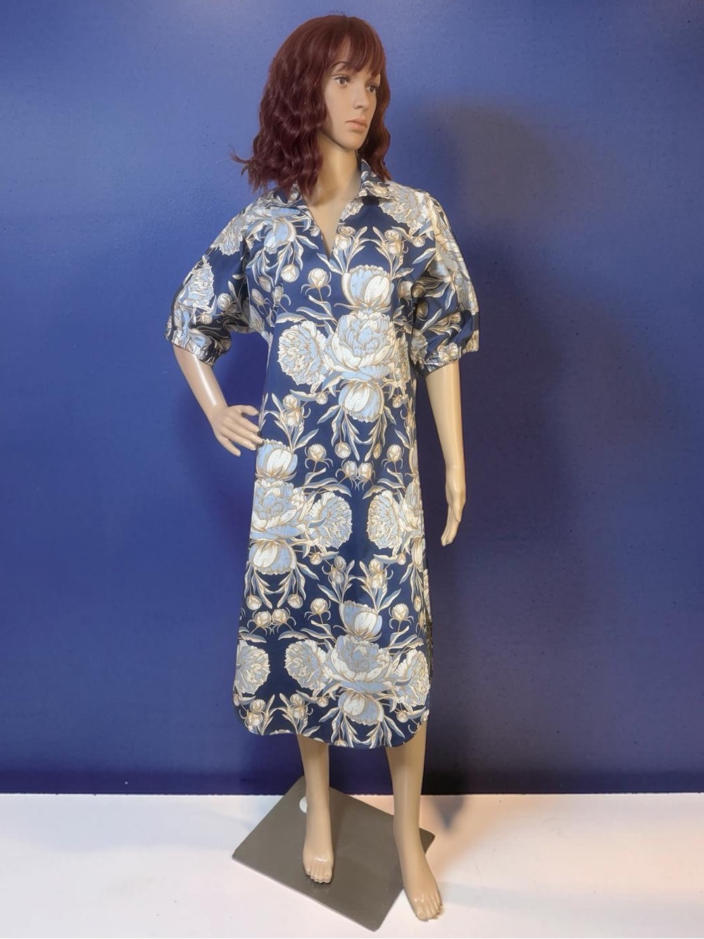 Emily McCarthy NWT Sz XS Pretty Floral Navy Puff-Sleeve V-Neck Midi Dress (0834)